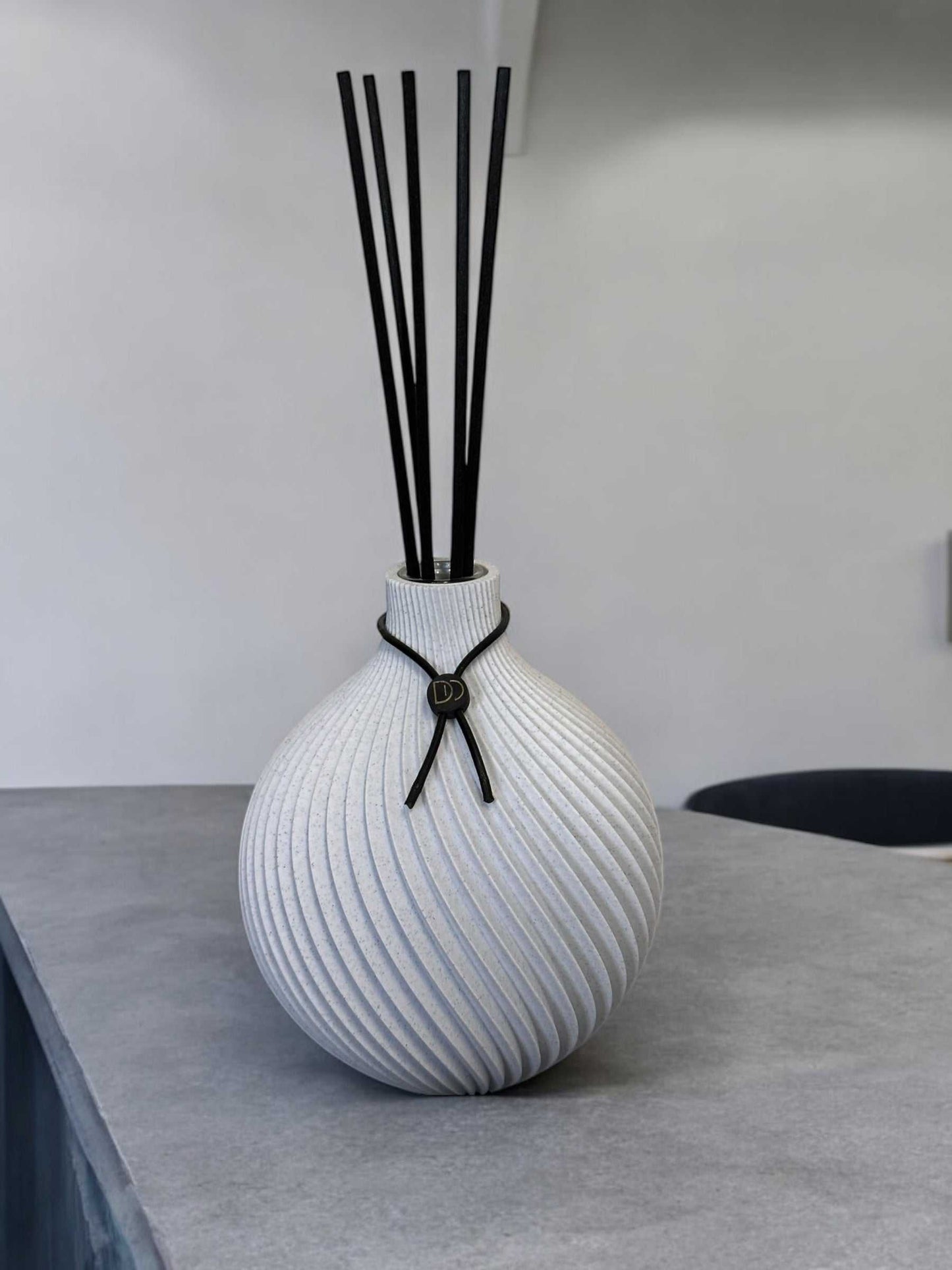 Élégant Diffuseur Globe en impression 3D design sophistiqué.
