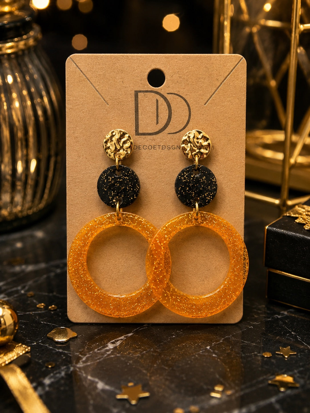Boucles d’oreilles Dualis Pailletées Miel d’Or – finition dorée brillante et artisanale