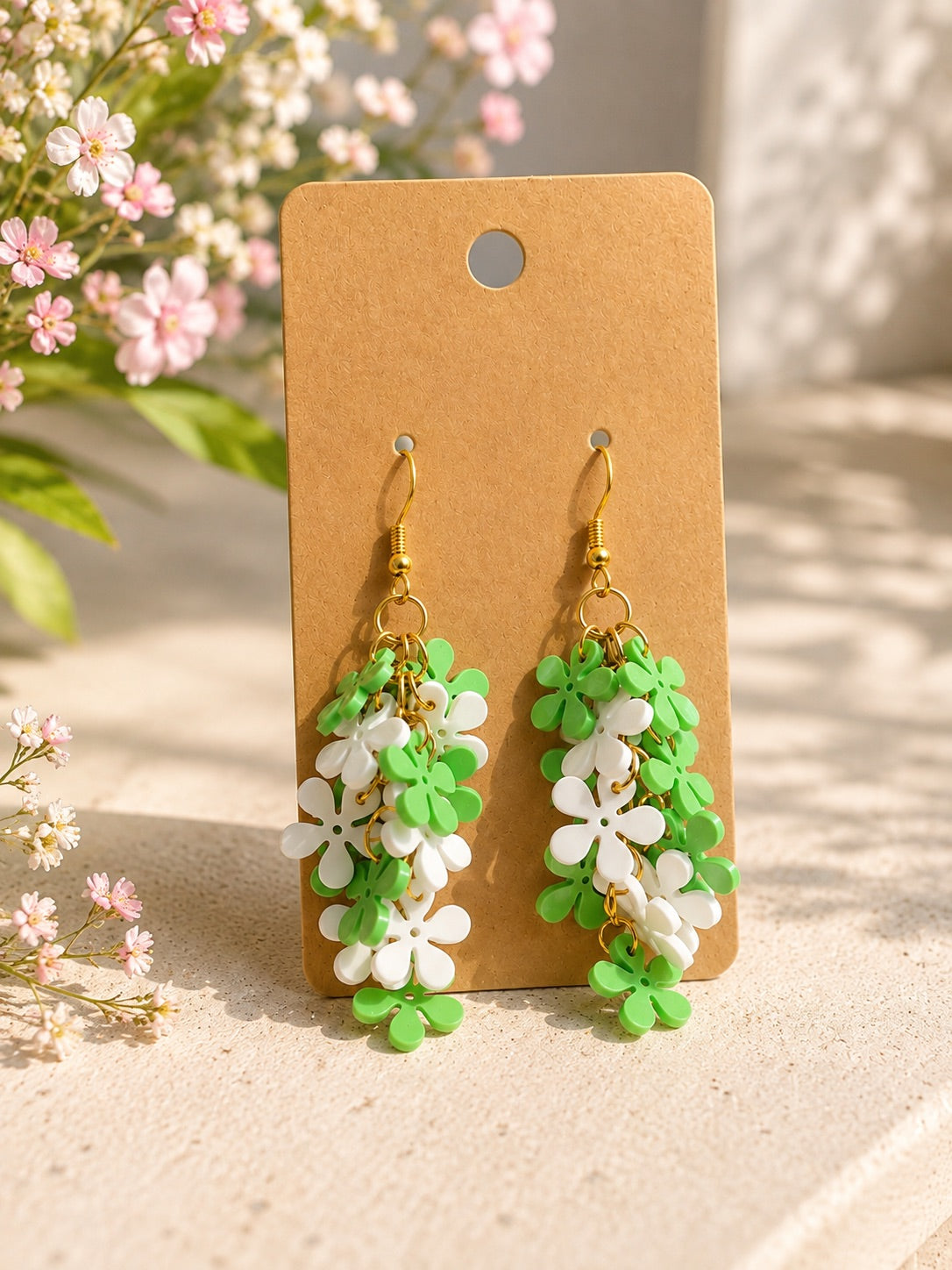 Boucles d’oreilles Fleurs en Folie Brise florale verte, bijou floral léger et printanier
