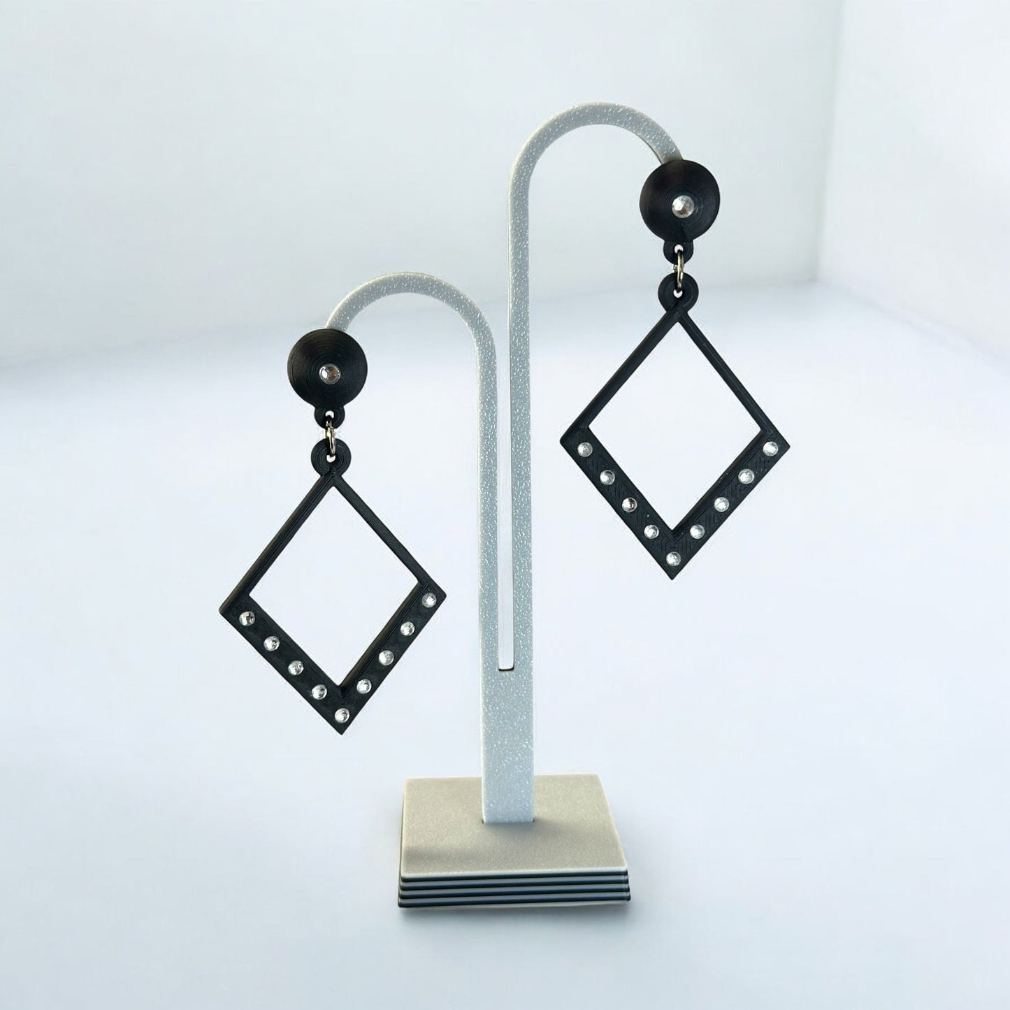 Boucles d'oreilles Astra – détail du design géométrique – Decoetdesign3D